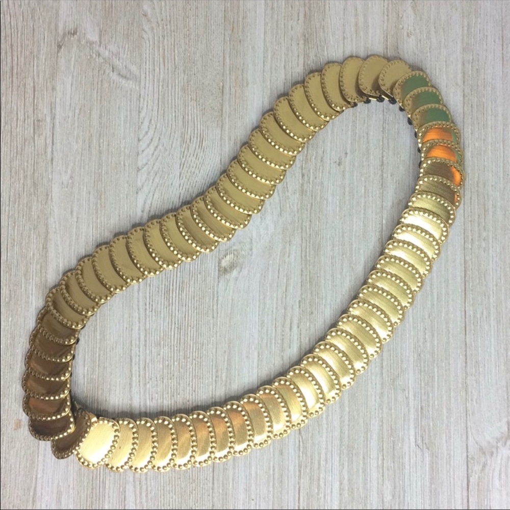 Vintage Goddess Gold Tone Oval Scale Elastic Belt